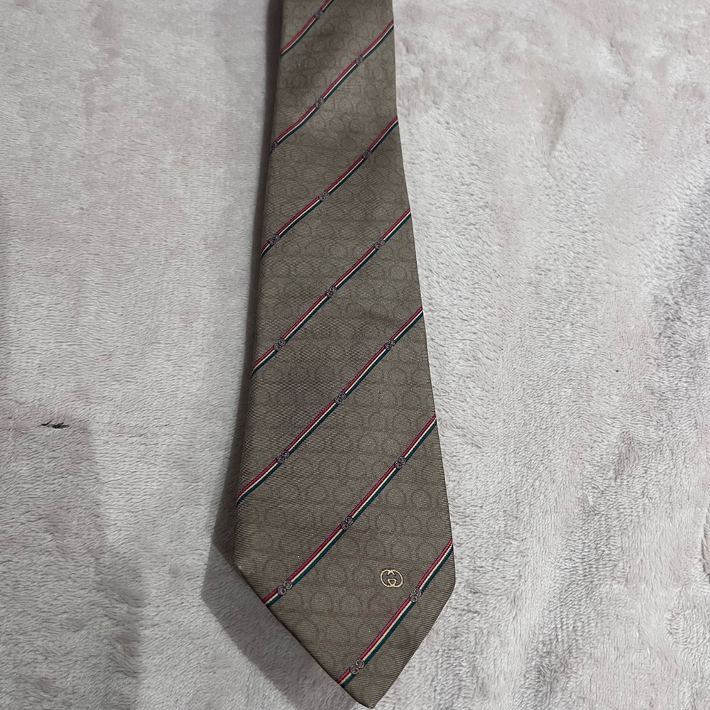 Gucci logo silk  Patterned Men's Tie made in Italy